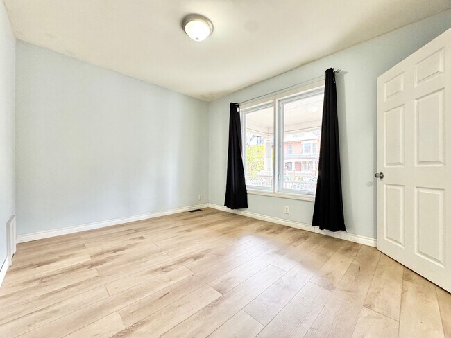 Photo - 18 Barnesdale Ave N Unit 1