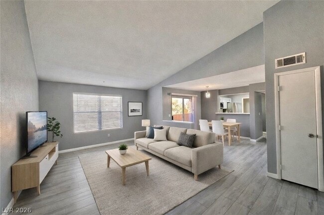 Building Photo - 1150 N Buffalo Dr Unit 2029