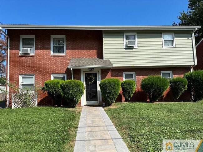 Photo - 174 Garfield Ave Apartment Unit 1