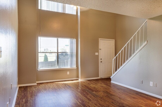 1901 Lakeview Cir Unit Parc Lake / Bay Shore Village - 1 Bedroom