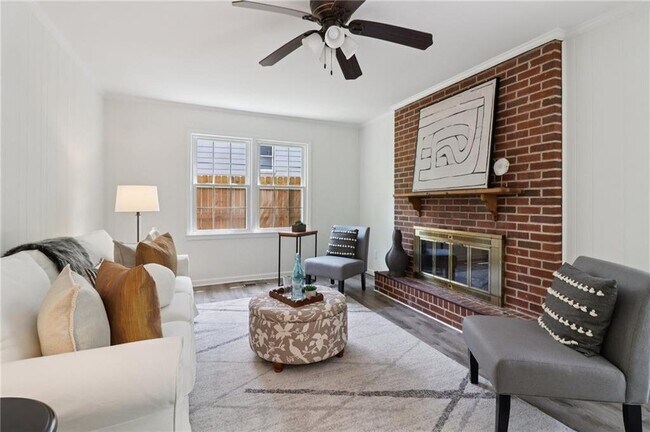 Photo - 571 Densley Dr