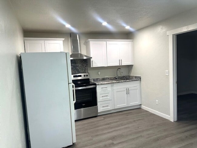 Photo - 904 Silver St Unidad 904.5