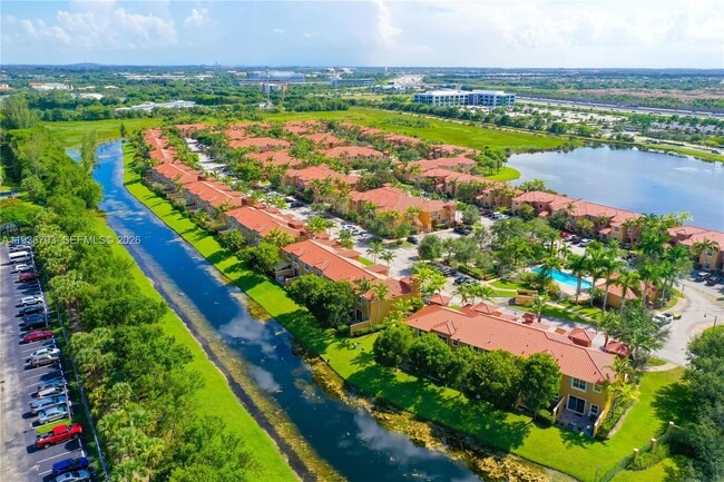 Photo - 819 SW 143rd Ave