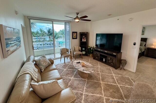 625 Casa Loma Blvd Unit 304
