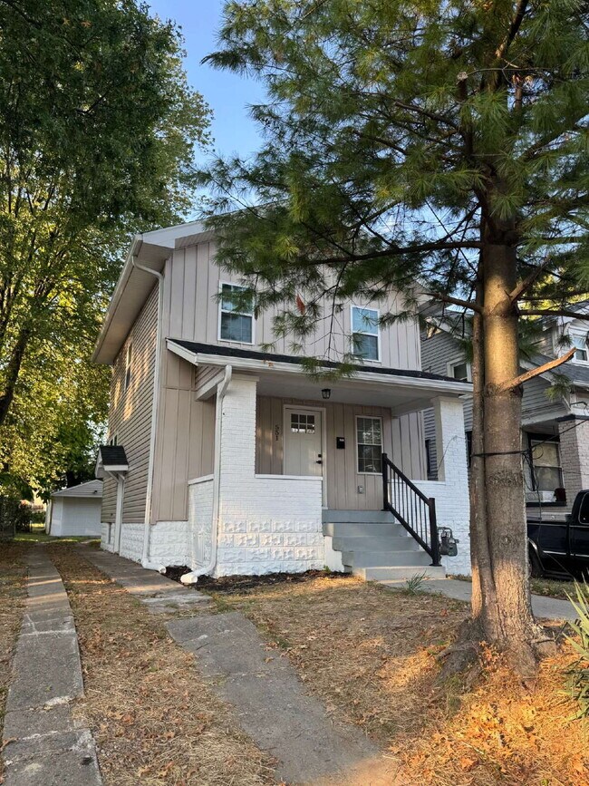 Photo - "Newly and beautifully remodeled 3-Bed Gem on Denmark Street!"