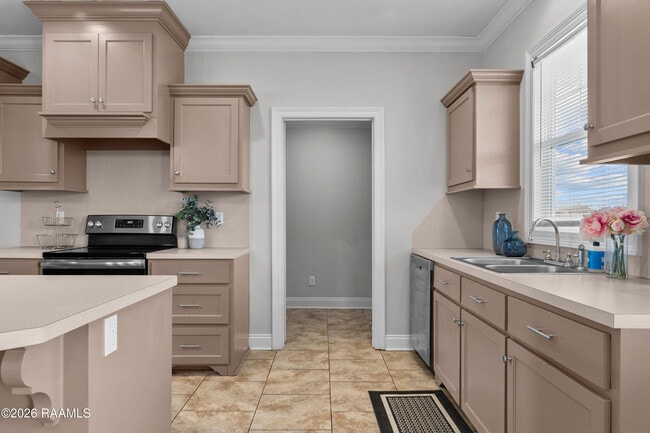 Photo - 1007 Lillian Michel Dr