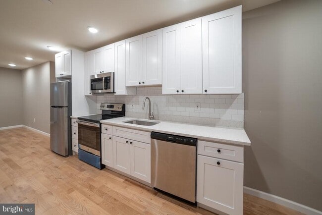 Photo - 1715 W Berks St