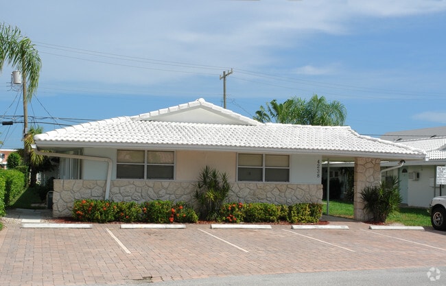 Seagrape Two Apartments LLC
