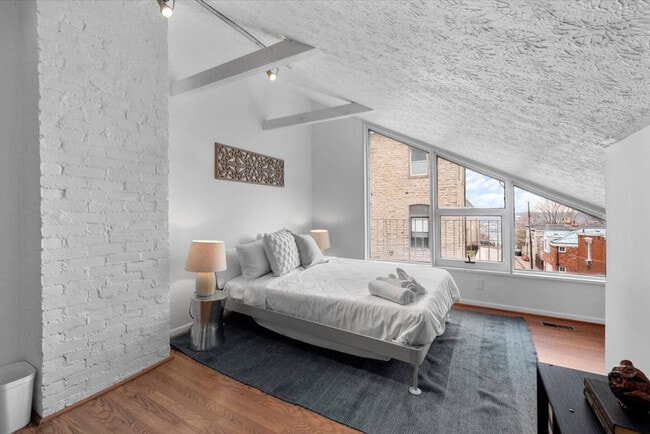 Photo - 964 Pavilion St Unidad ID1397242P