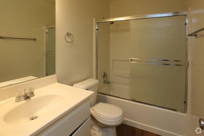 Photo - Cape Cod Apartments