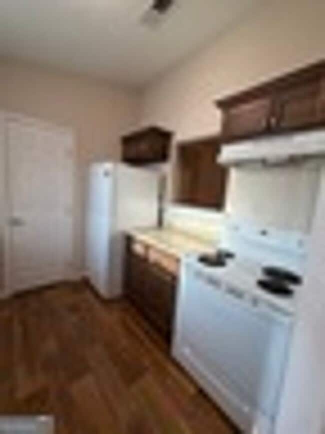 Photo - 408/410 Lawnwood Ct Unit 410