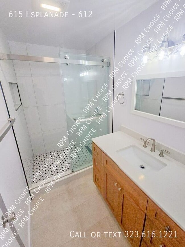 Photo - 615 Esplanade-612