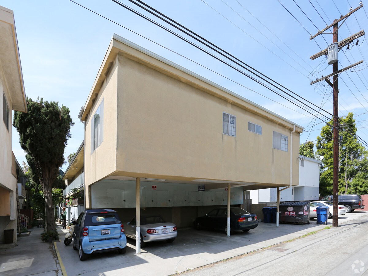 Photo - Vista Capri Apartments