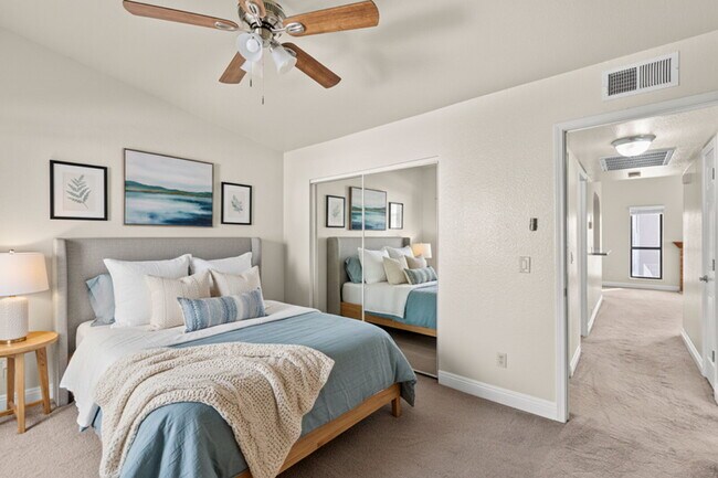 Photo - 2912 Bluegill Way Unit C