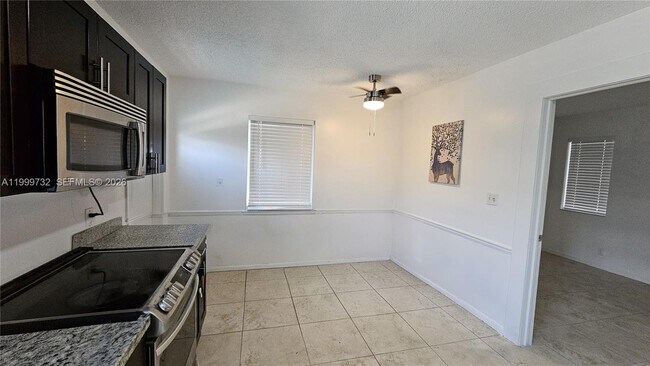 Photo - 117 NW 11th Ave