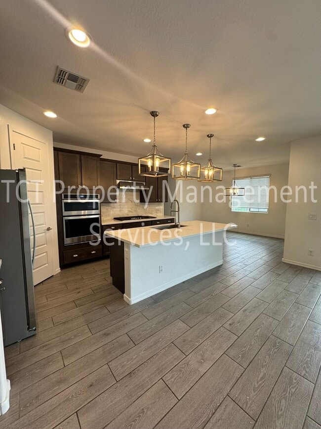 Photo - Beautiful Home in Spur Cross with Custom Touches