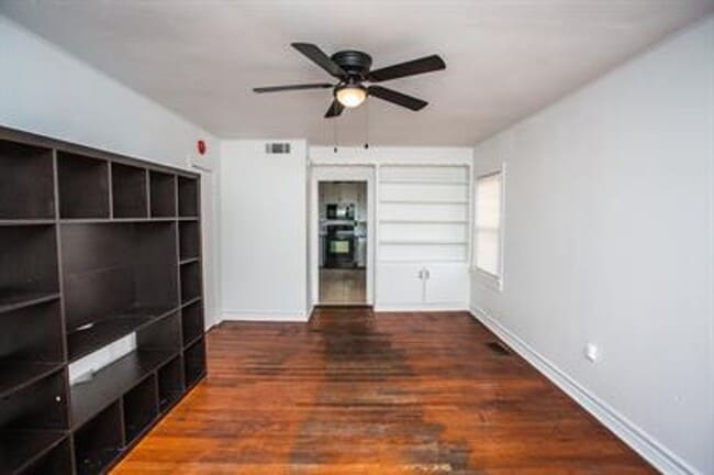 Photo - 1602 Avenue X Unit Front