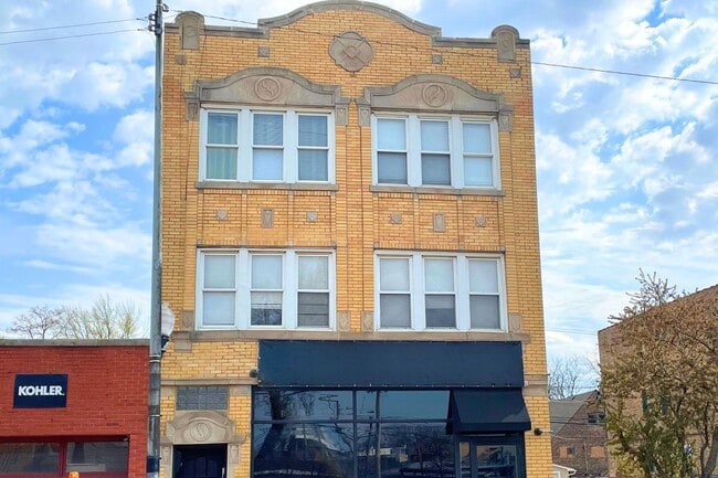 Photo - 4343 W Diversey Ave House