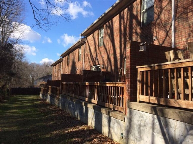 Photo - 1017 Smither Dr