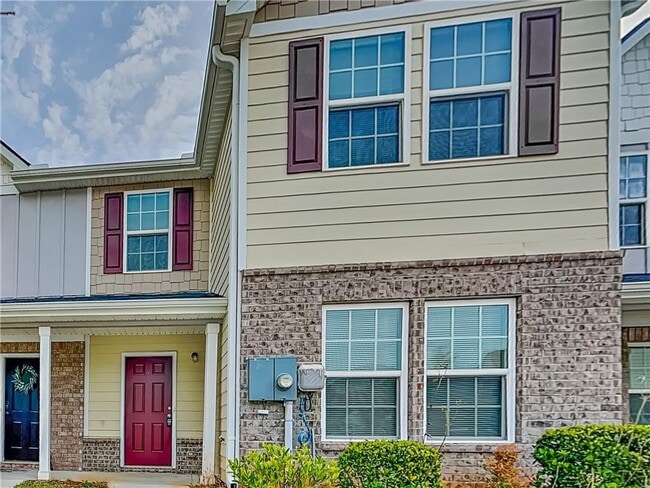 Photo - 2565 Piering Dr