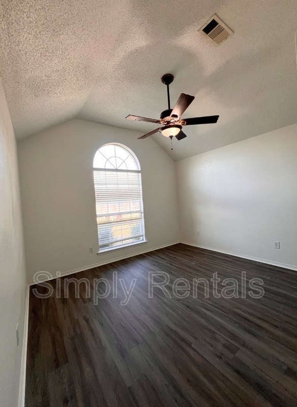 Photo - 292 Beech Dr