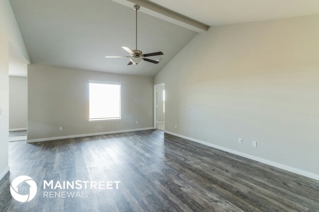 Building Photo - 1101 NW 5th St Rental