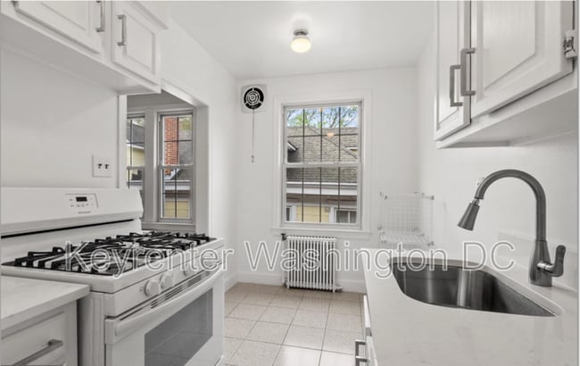 Photo - 4491 MacArthur Blvd NW Unit 303