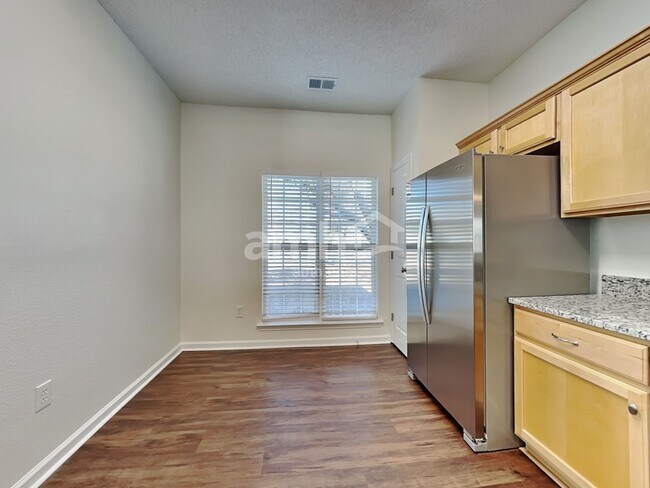 Photo - 116 Archwood Dr