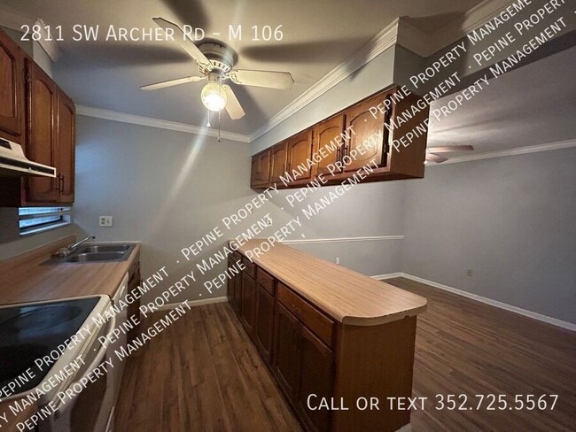 Photo - 2811 SW Archer Rd