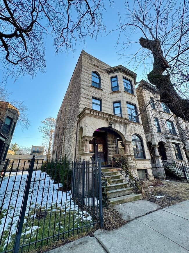 Photo - 1331 N Maplewood Ave Unidad 3