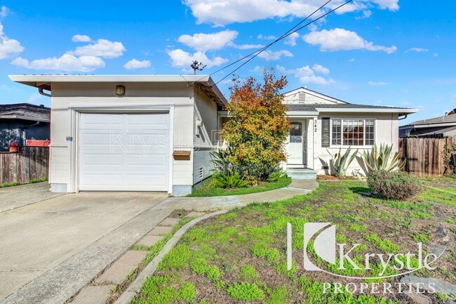 Photo - 342 Los Altos Pl