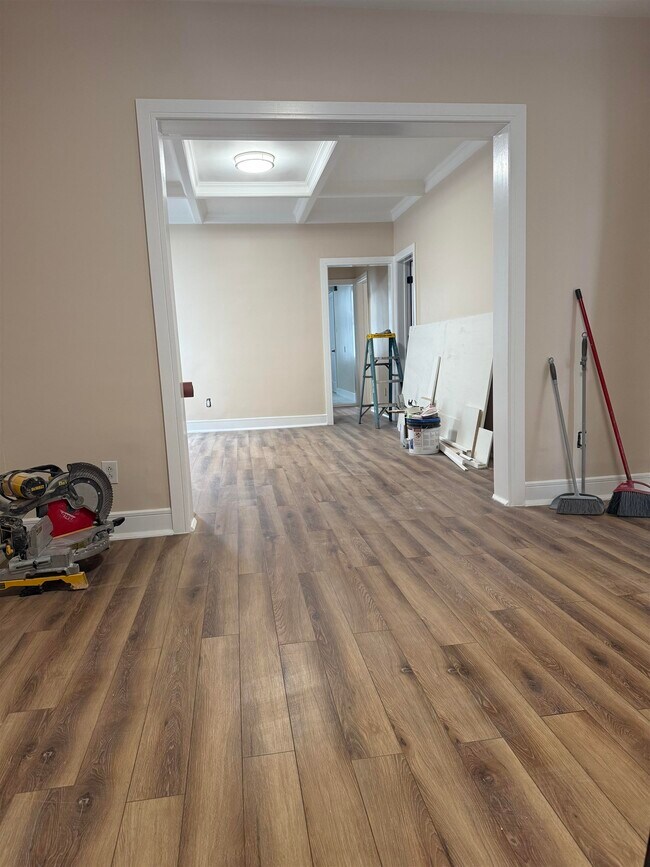 Photo - 90-92-92 W 42nd St