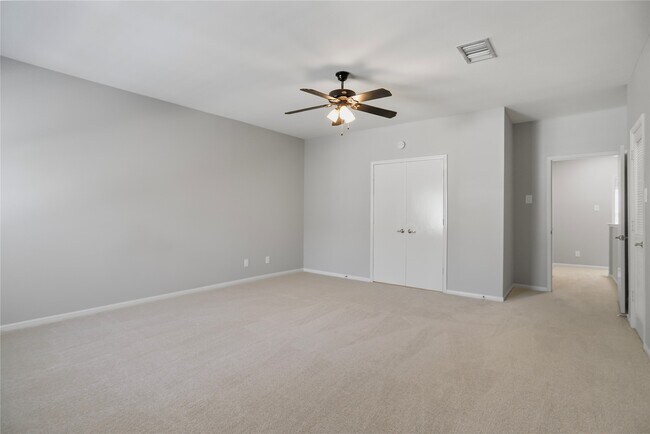 3800 Tanglewilde St Unit 607