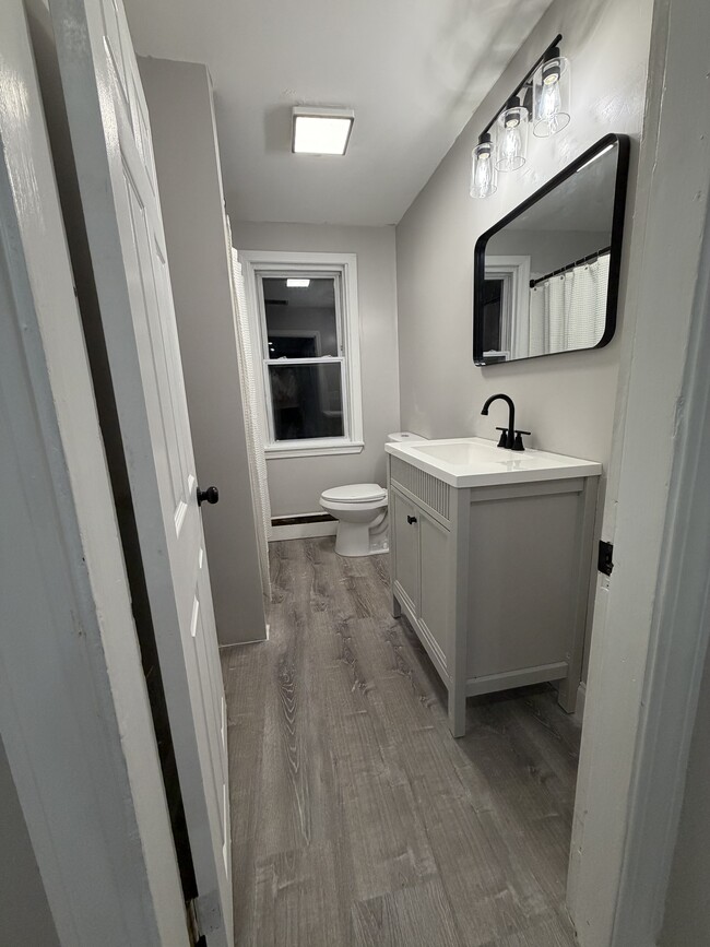 Photo - 119 Wales St Unit Apt 2