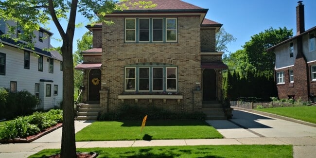 Building Photo - 1715 N 69th St