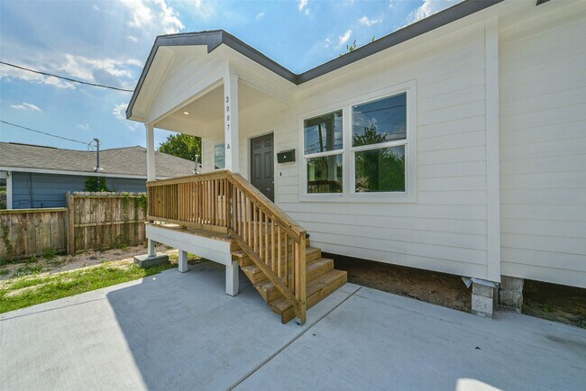 Photo - 3007 Bringhurst St