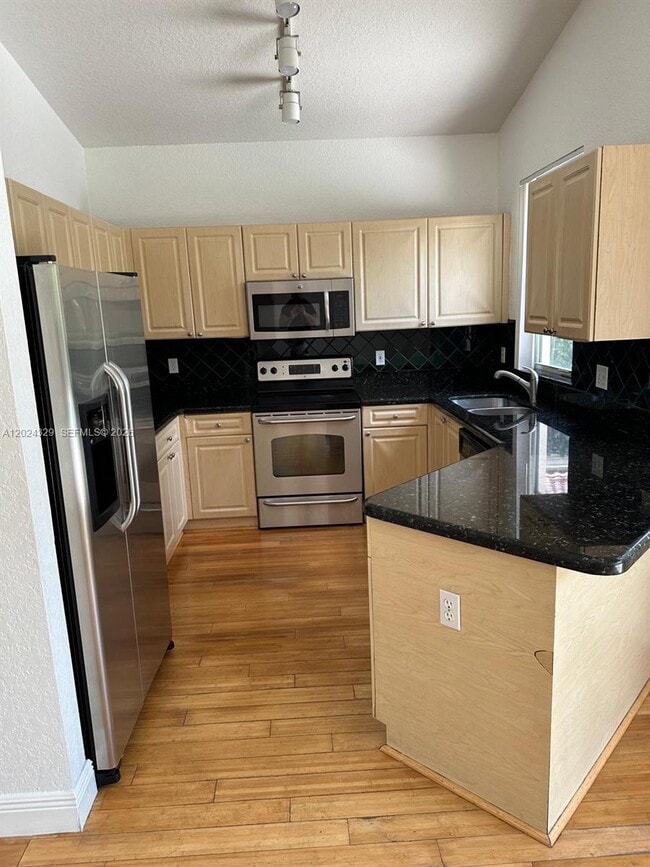 11090 Baybreeze Way