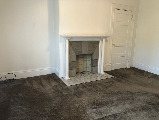 Building Photo - 509 Forest Ave Unit Apt. #2