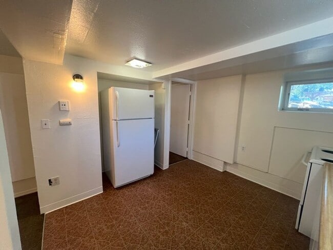 Photo - FI418-Yuan, Andrew Unit B