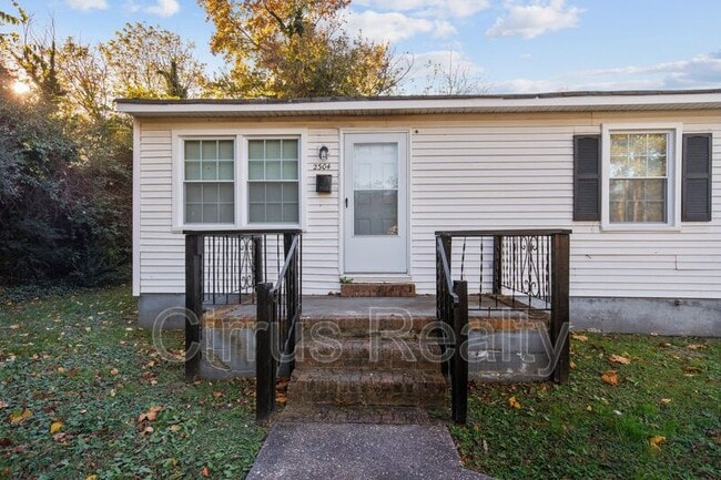 Photo - 2304 Nashville Ave