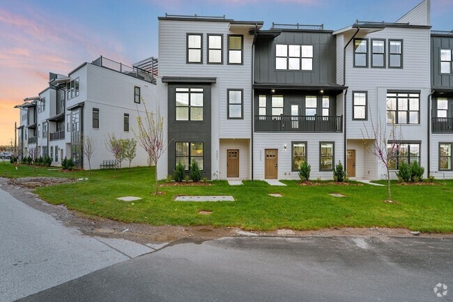 Building Photo - 1424 54th Ave N Rental