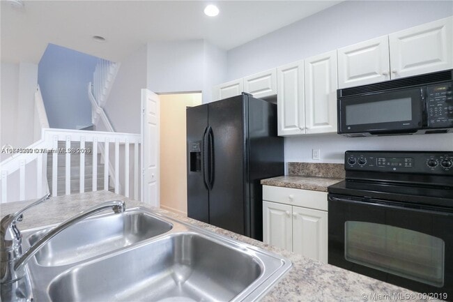 Photo - 2041 Nassau Dr Condo