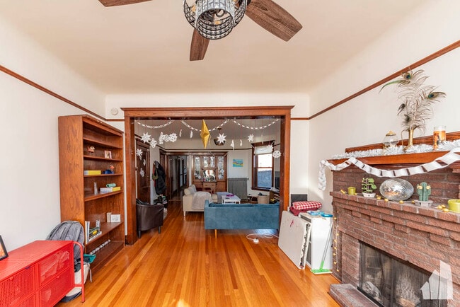 Photo - 842 W Waveland Ave Unit 3