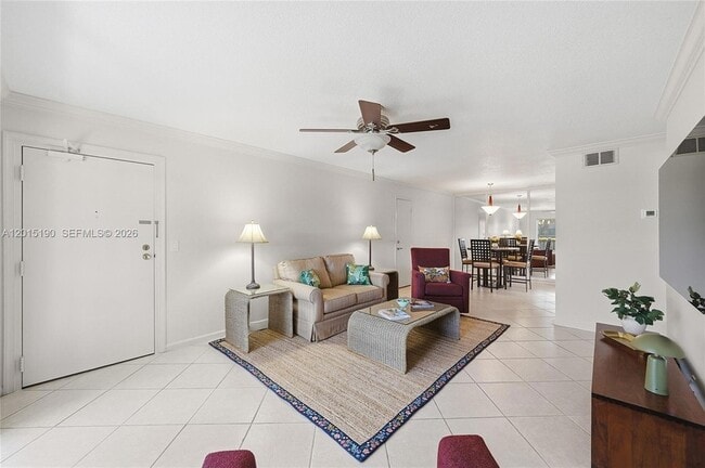 Photo - 6273 Bay Club Dr Unit 2