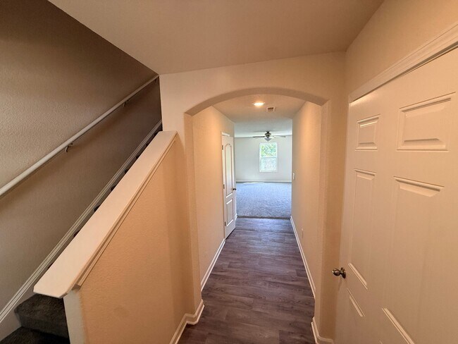 Photo - Lovely 3 bedroom/2.5 bath townhome