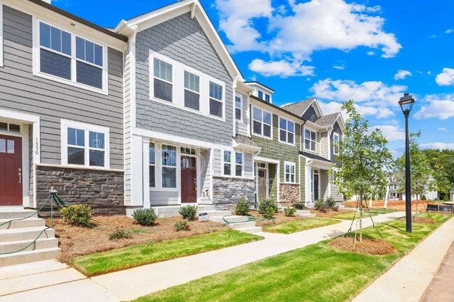 Photo - 1528 Cedar Tree Dr