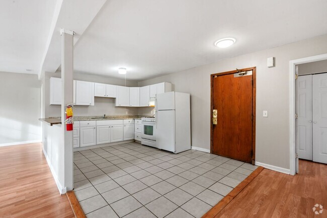 Building Photo - 555-565 N Kent St Unit 201 Rental