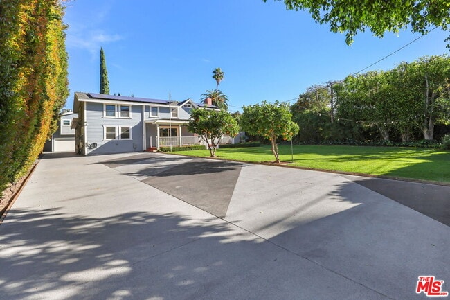 Photo - 4744 Haskell Ave