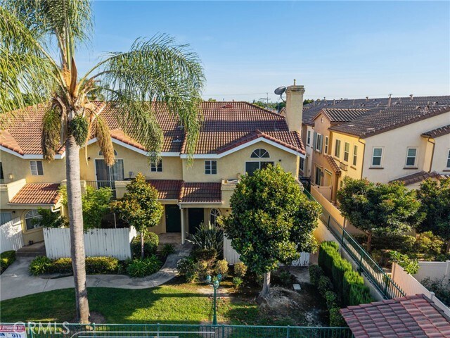 11463 Excelsior Dr