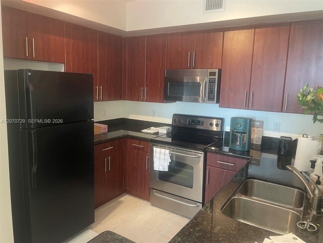 Photo - 2401 NE 65th St Unit 511